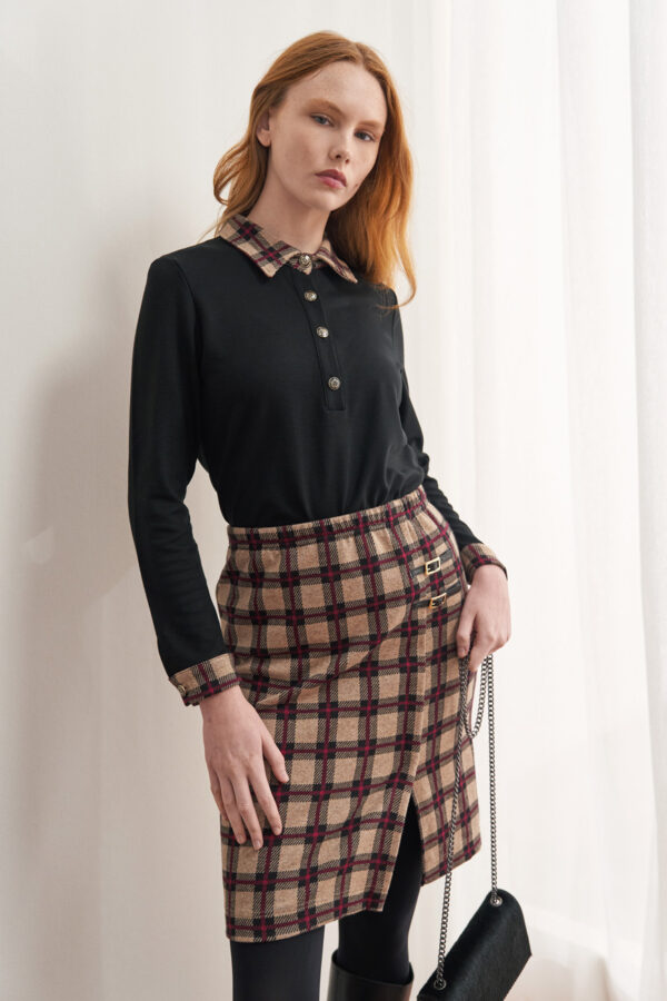 Polo with tartan details