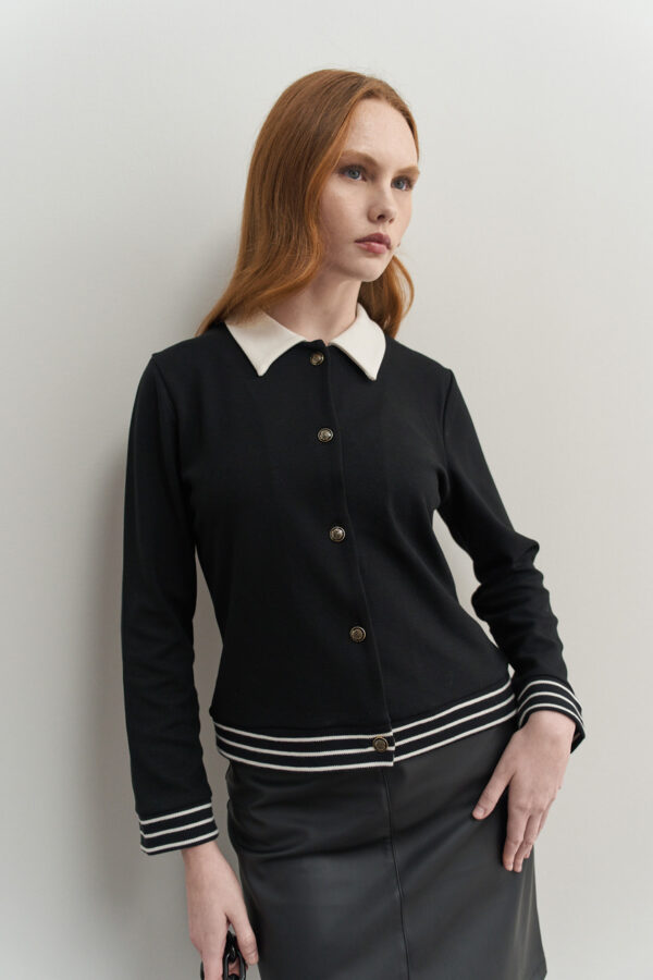 Cardigan with strip contrast