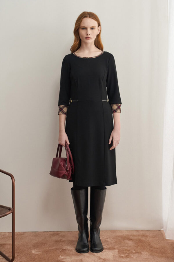 Dress with tartan details