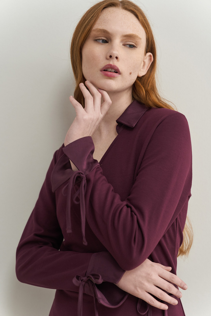 Φόρεμα με σατέν γιακά - Image 2