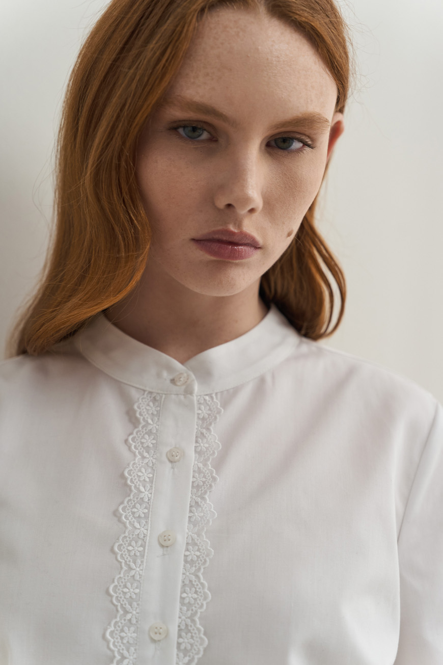 Cotton shirt with lace - Image 2