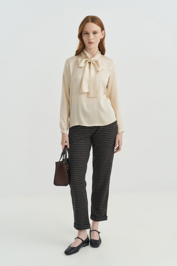 Τop viscose with bow detail