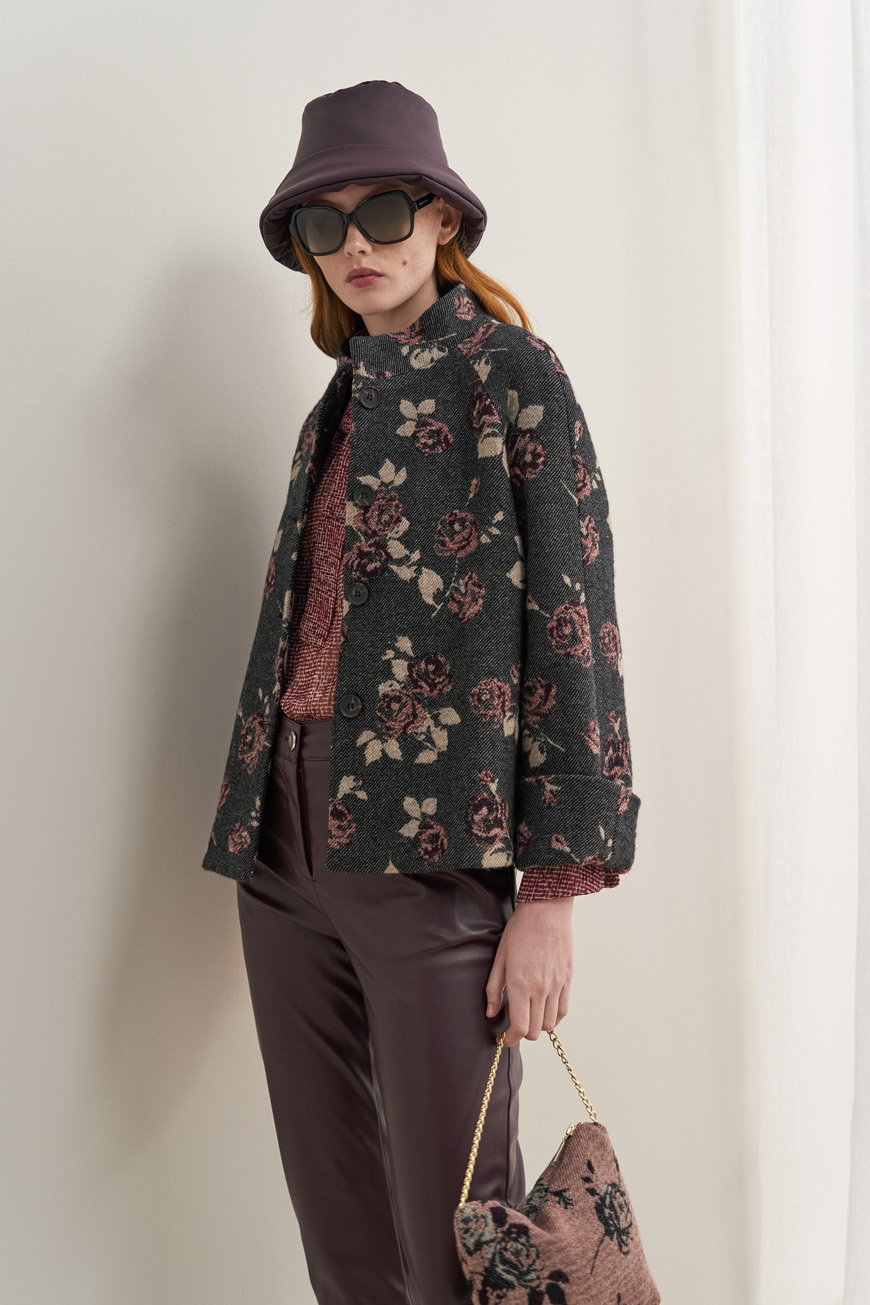Σακάκι μάλλινο boxy με broquard λουλούδια