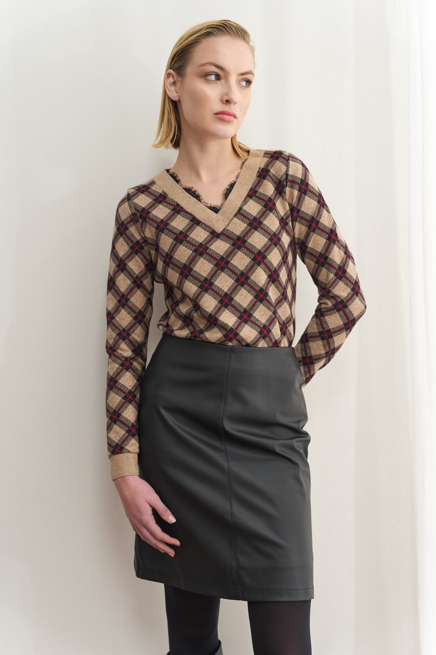 Φούστα δερματίνη