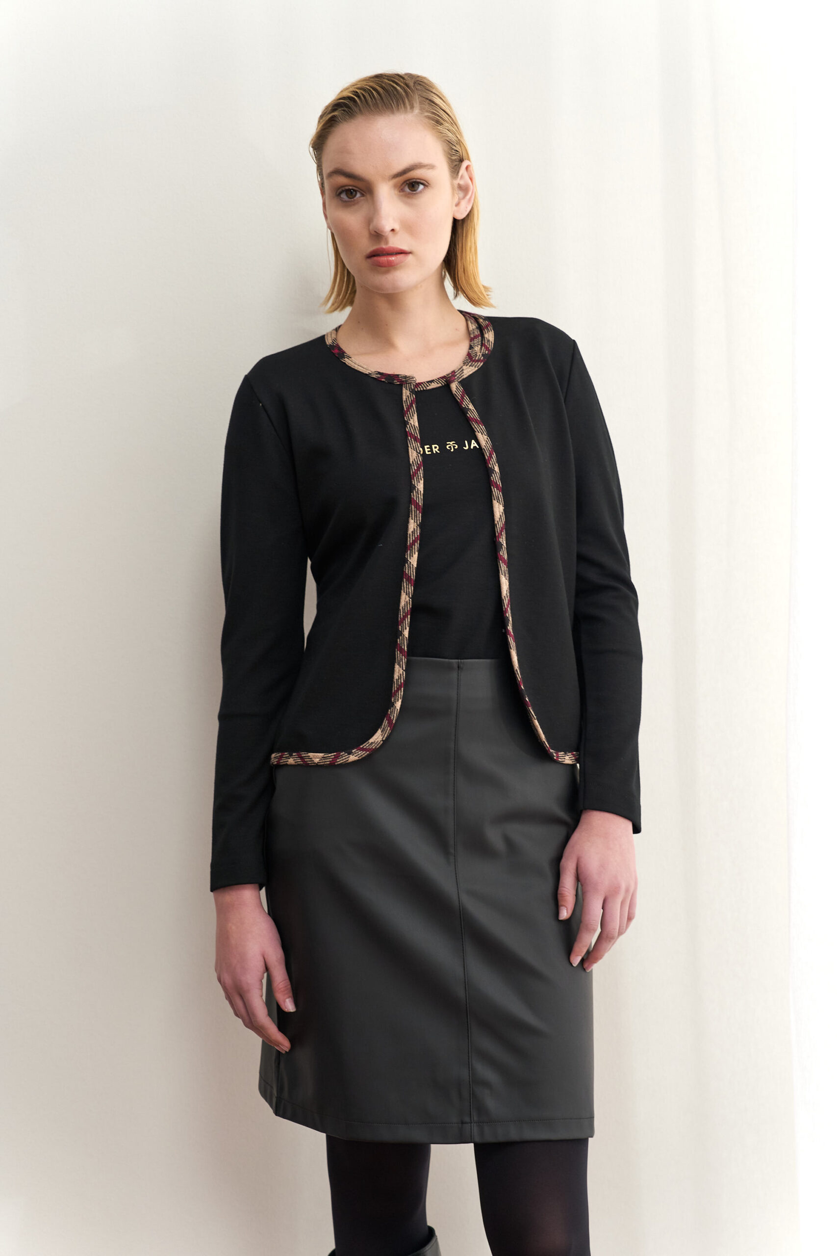 Φούστα δερματίνη - Image 4