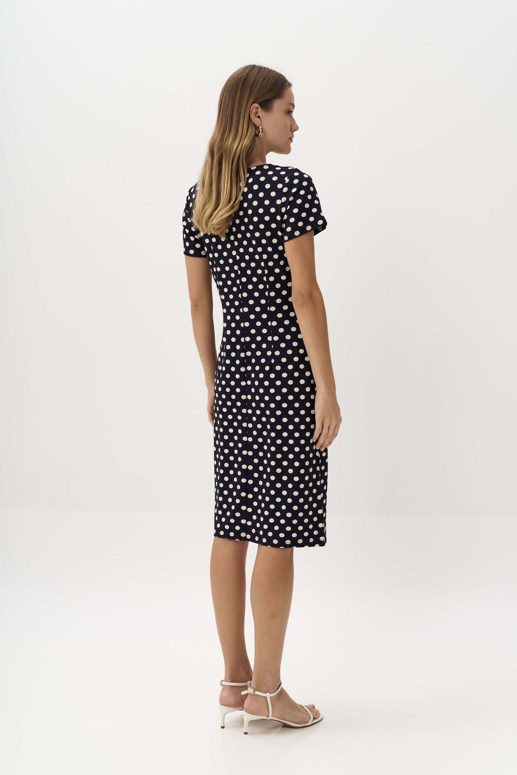 Polka dot dress with contrast stripe - Image 4