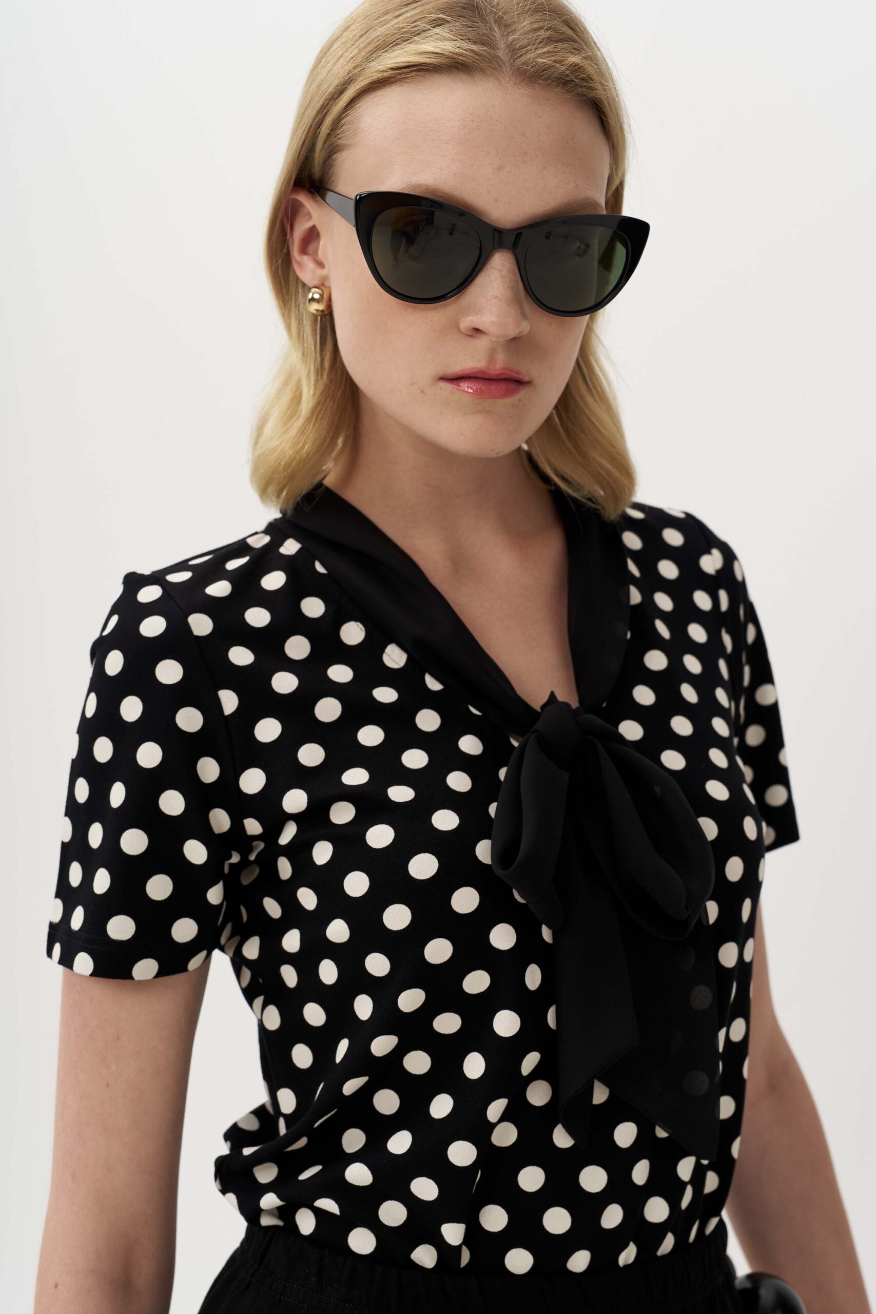 Polka dot blouse with scarf - Image 2
