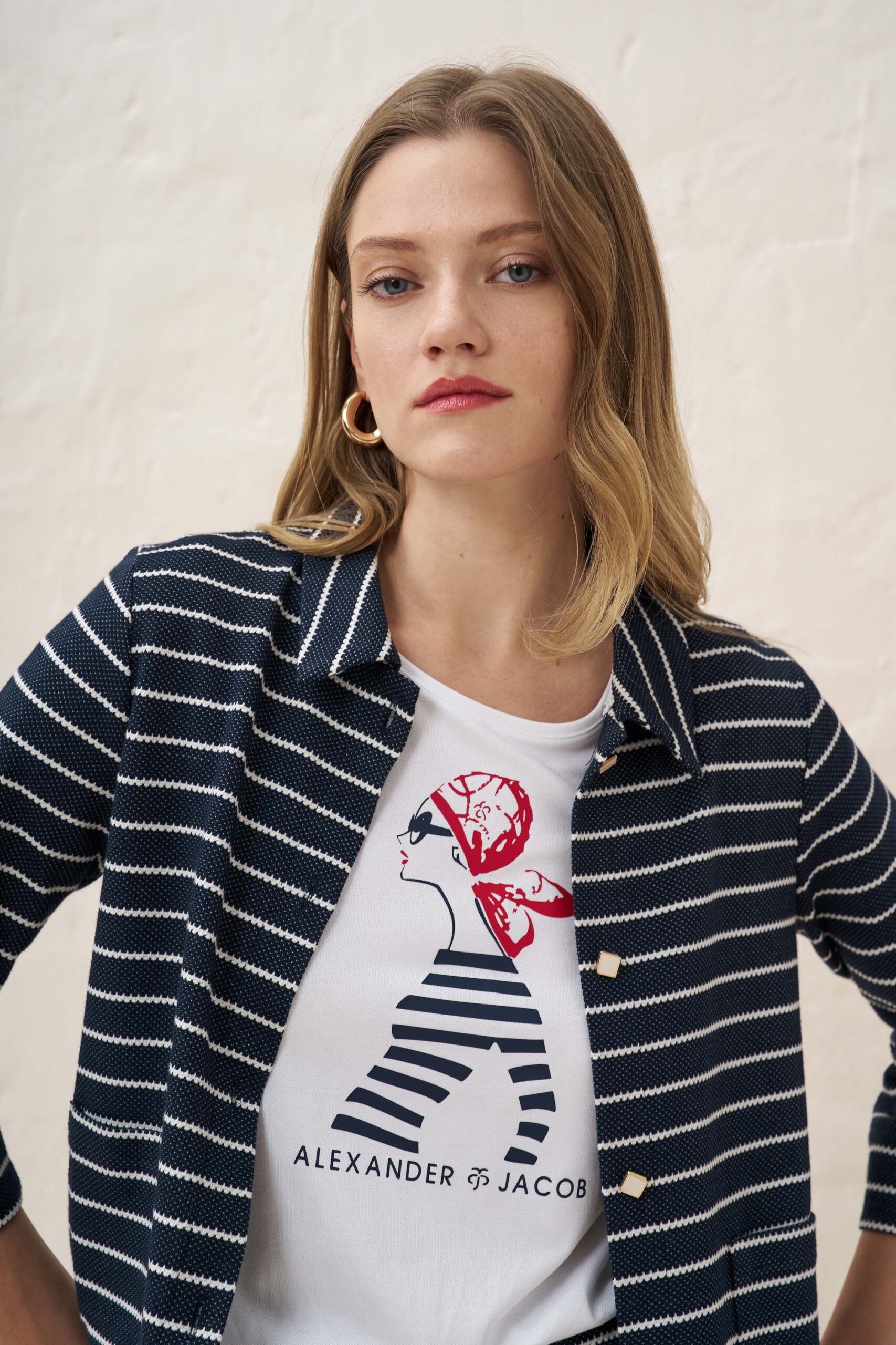 Cardigan with candy striped collar - Image 4
