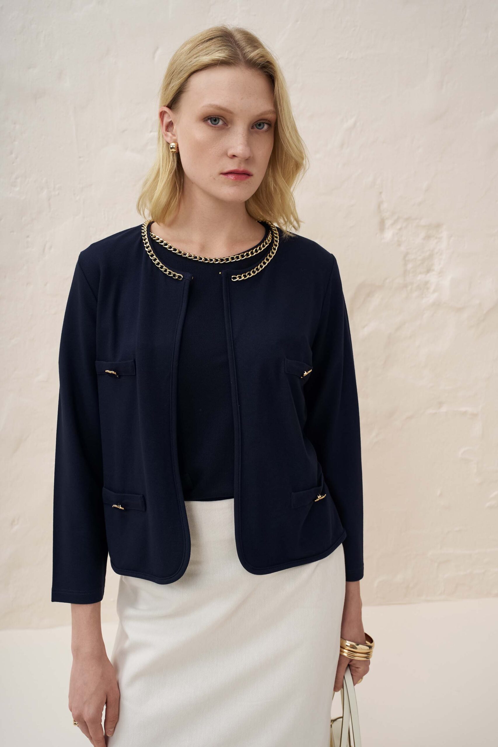 Blouse with chain at the neckline - Image 7