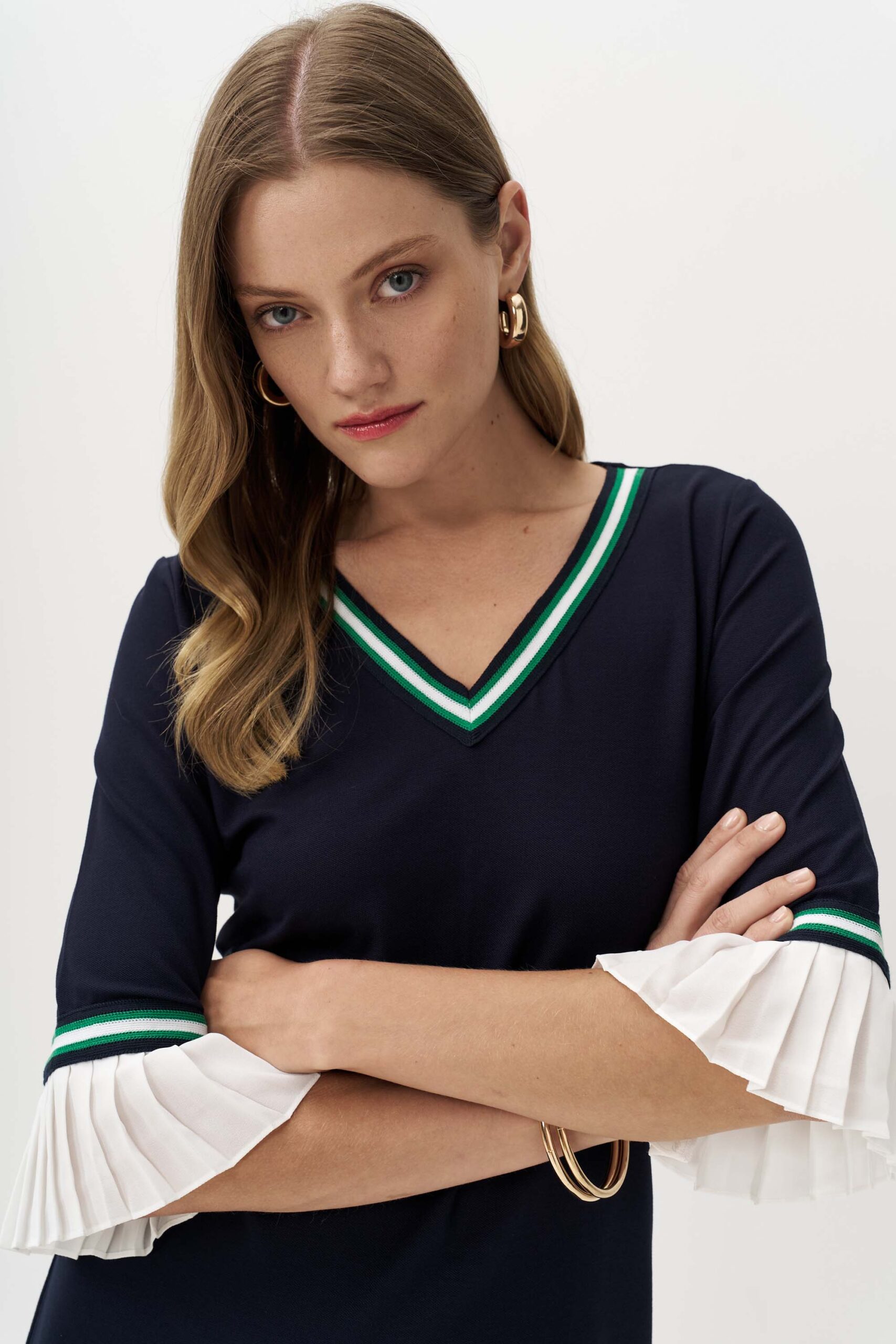 Dress with pleated sleeve - Image 2