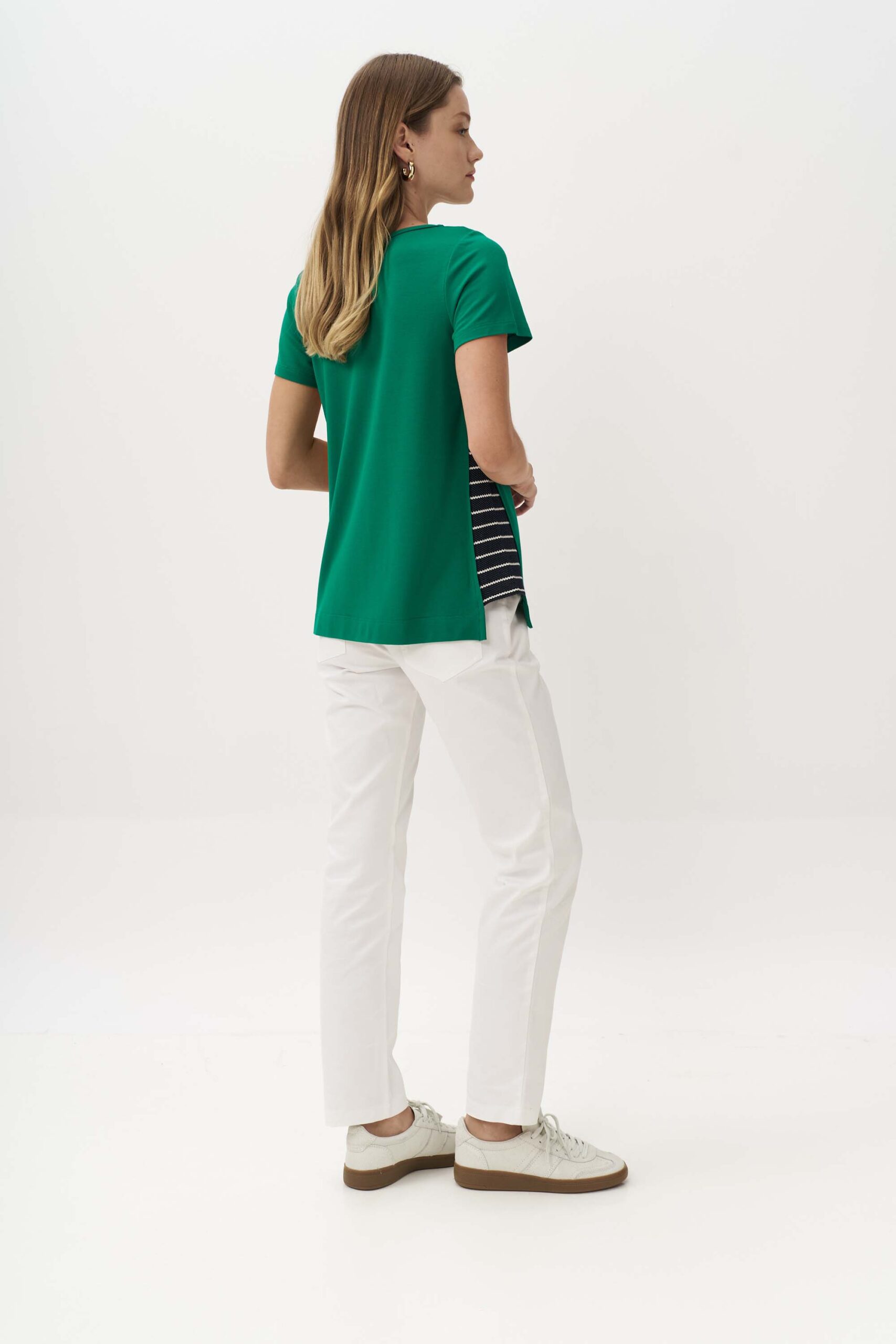 Blouse with contrasting stripe on the side - Image 4