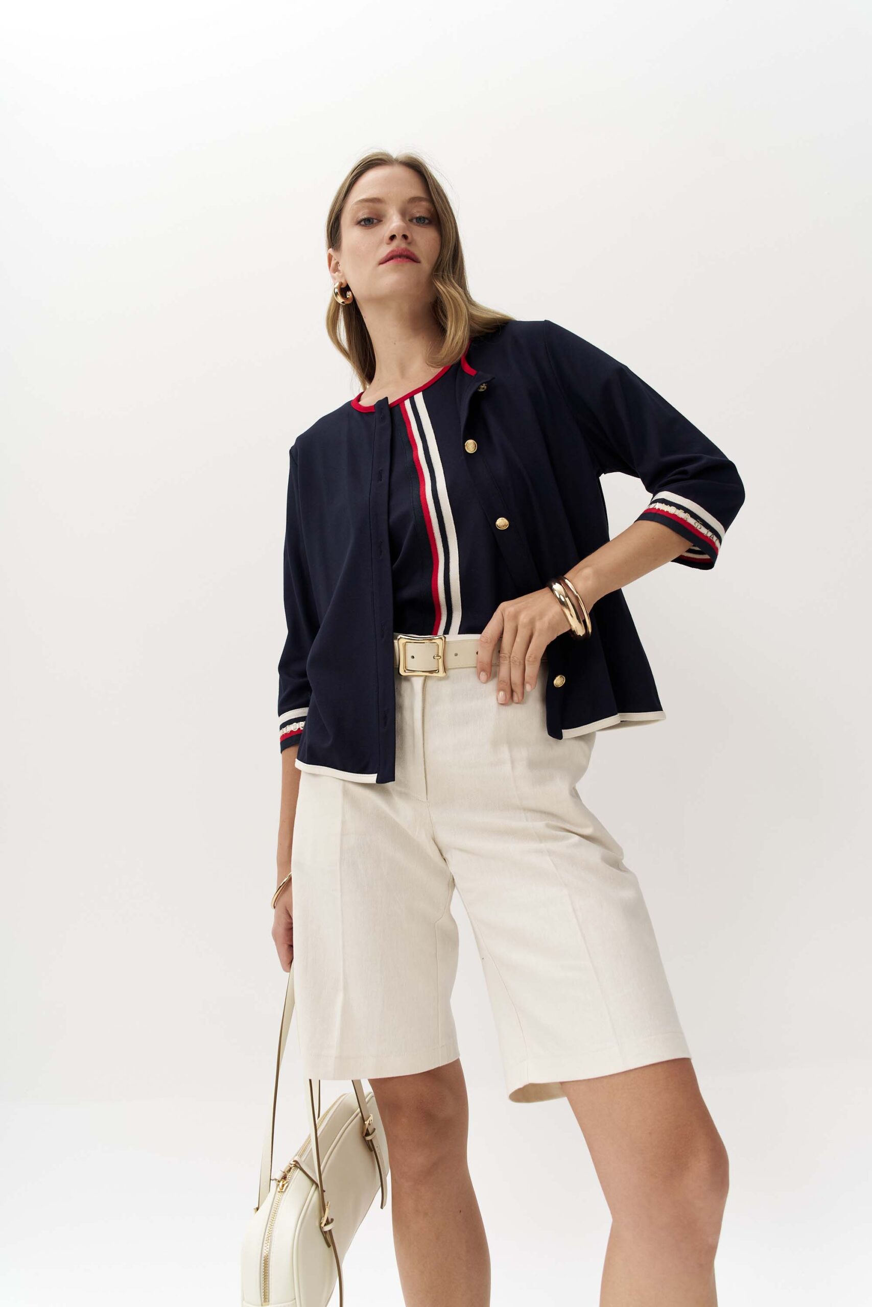 Μπλούζα με τρίχρωμο ριπ εμπρός - Image 4