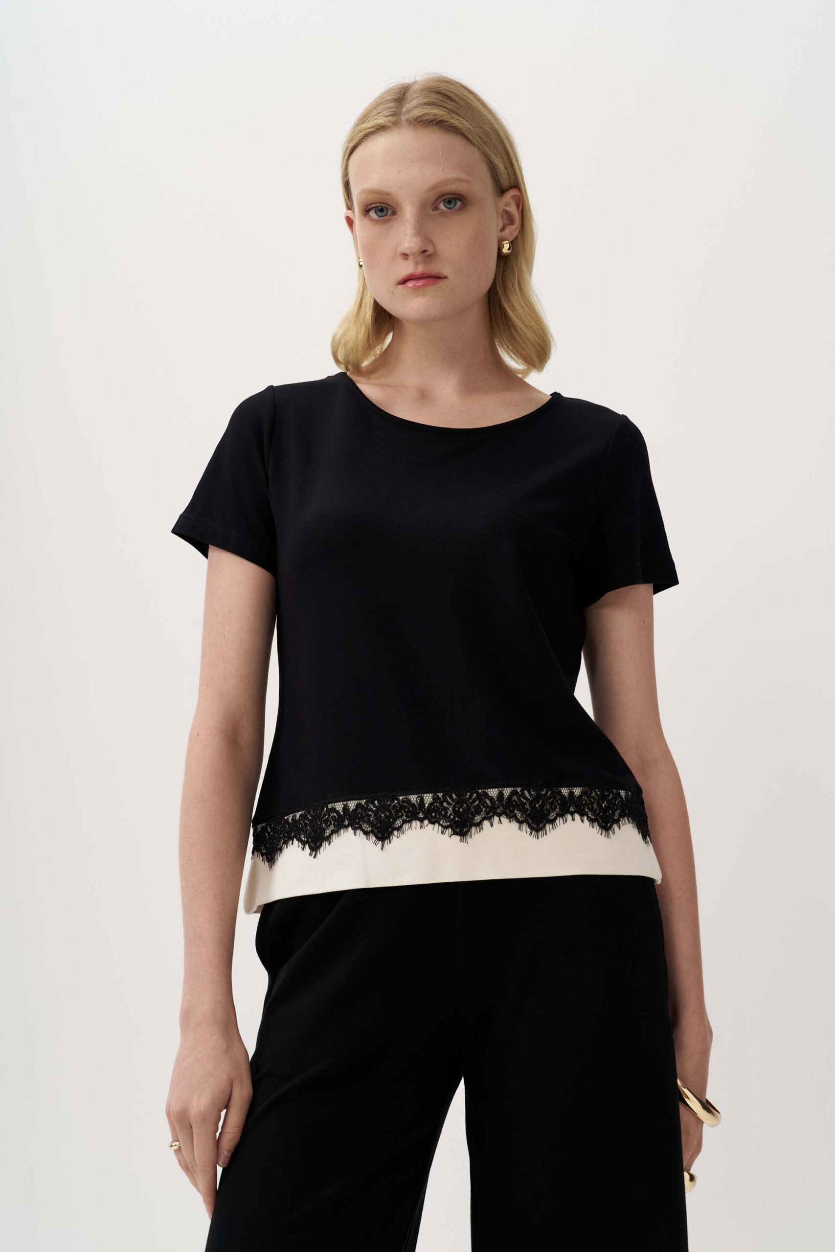 Top with contrast lace trim